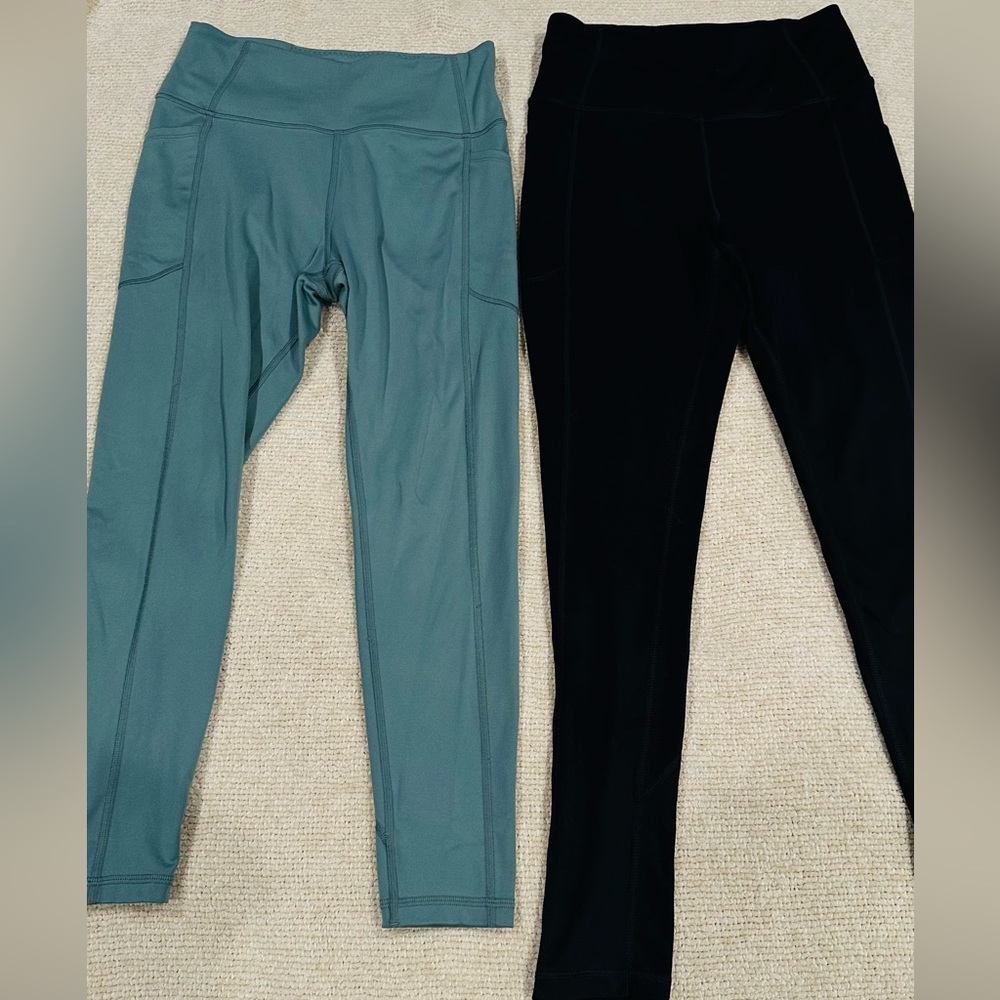 2 sets Victoria Secret Leggings size 8 medium